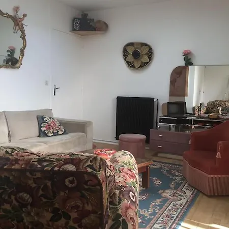 La Petite Maison Et Ses Quatre Velos * Rezé